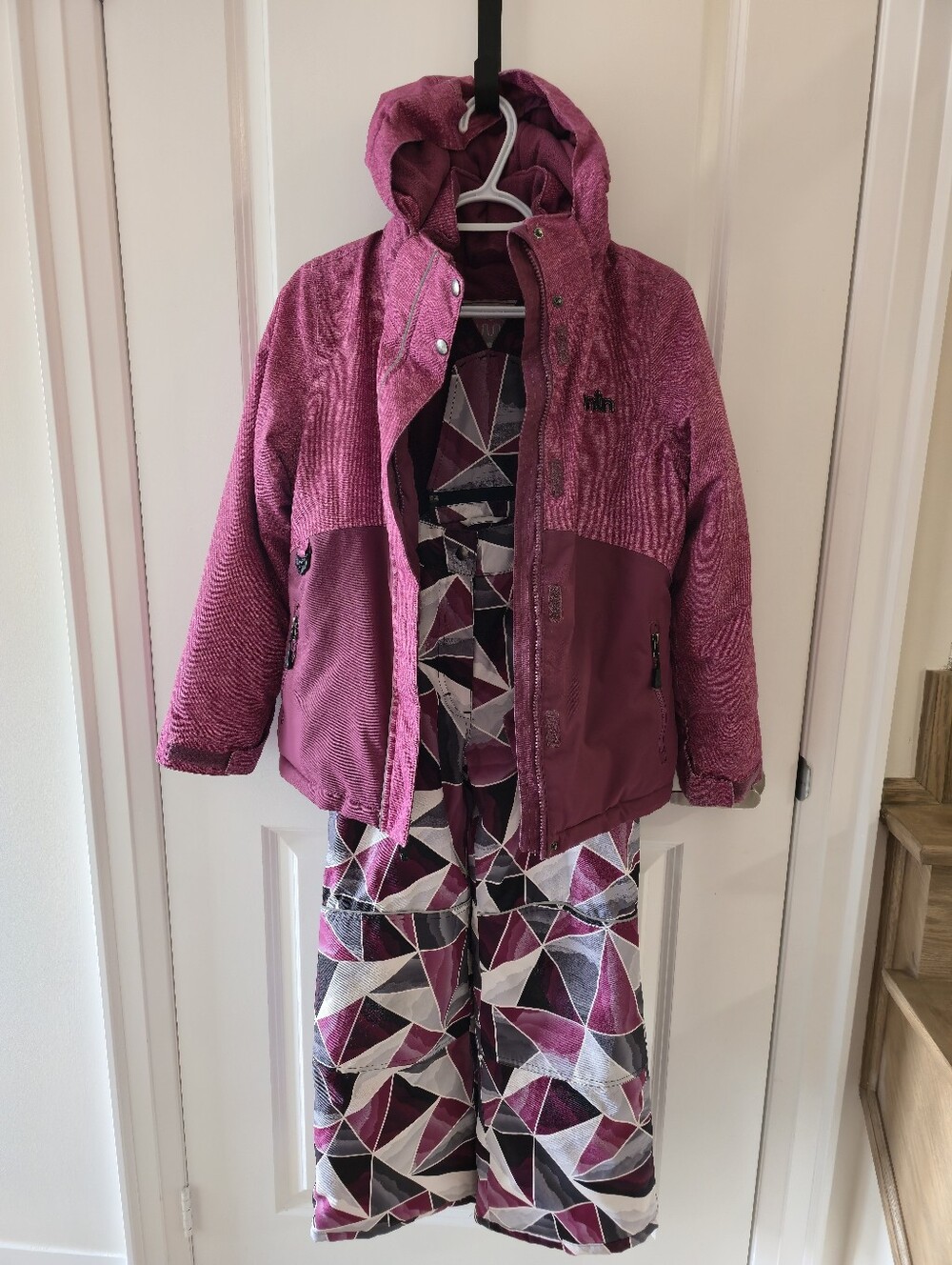 XMTN Girls’ Two-Piece Ski Snowsuit Set – Size 12 – Pink Geometric Print